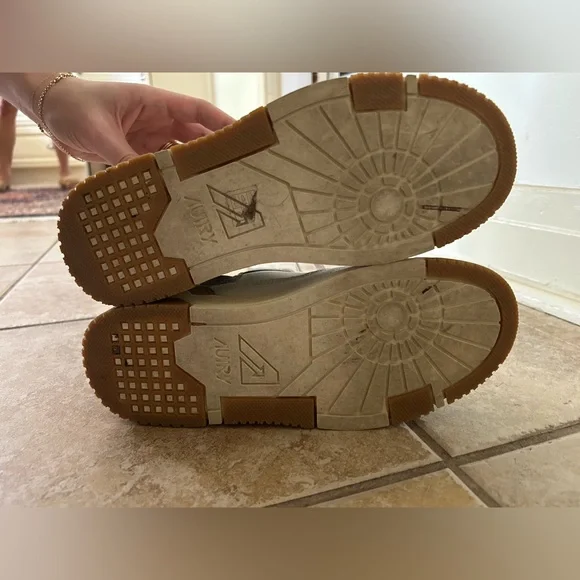 Autry White and Tan Sneakers - Picture 5 of 5